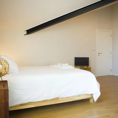 The Holy Cow - & * Ponta Delgada