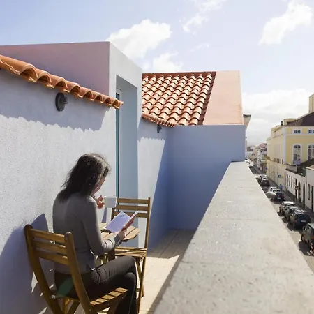 The Holy Cow - & Albergue Ponta Delgada