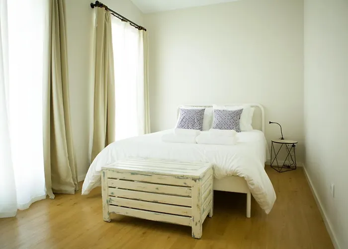 The Holy Cow - & Albergue Ponta Delgada