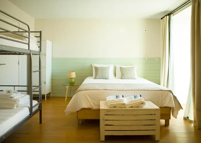 The Holy Cow - & بيت شباب