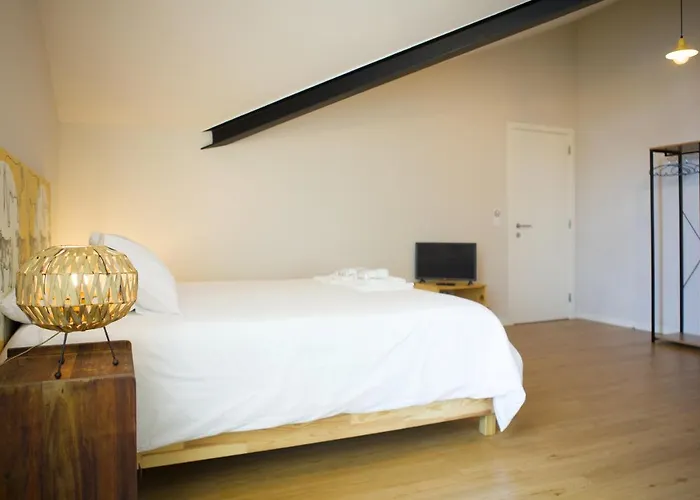 The Holy Cow - & * Ponta Delgada