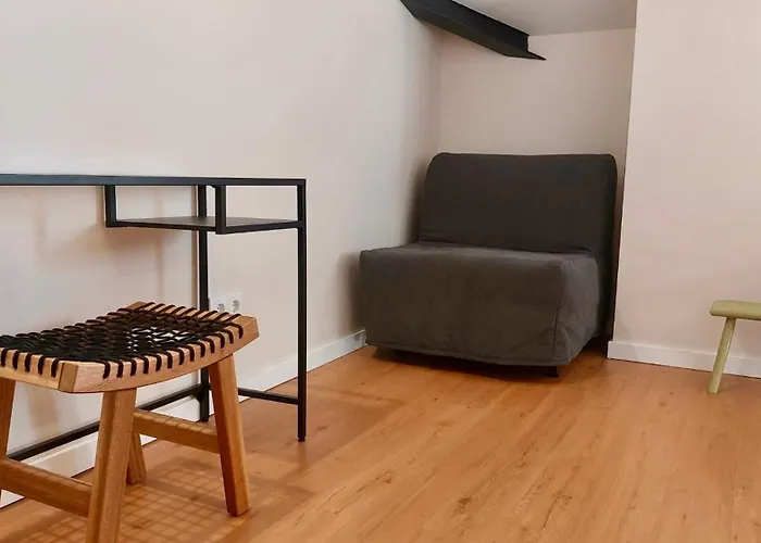 The Holy Cow - & بيت شباب Ponta Delgada