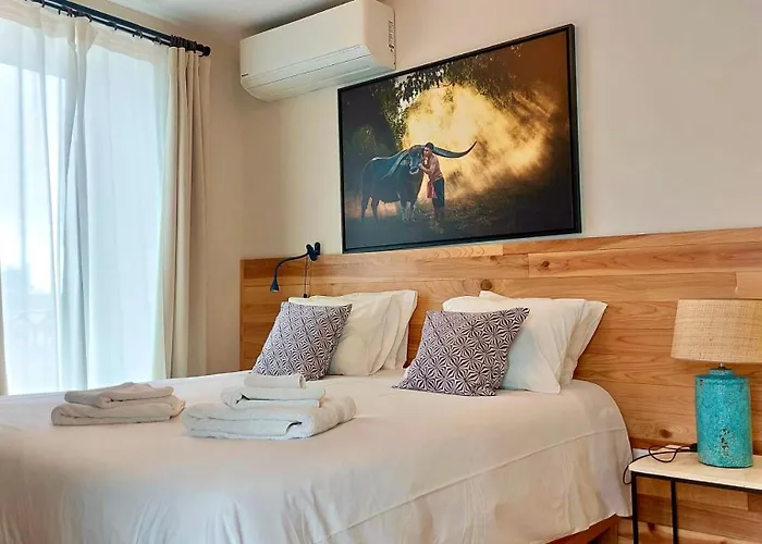 The Holy Cow - & * Ponta Delgada